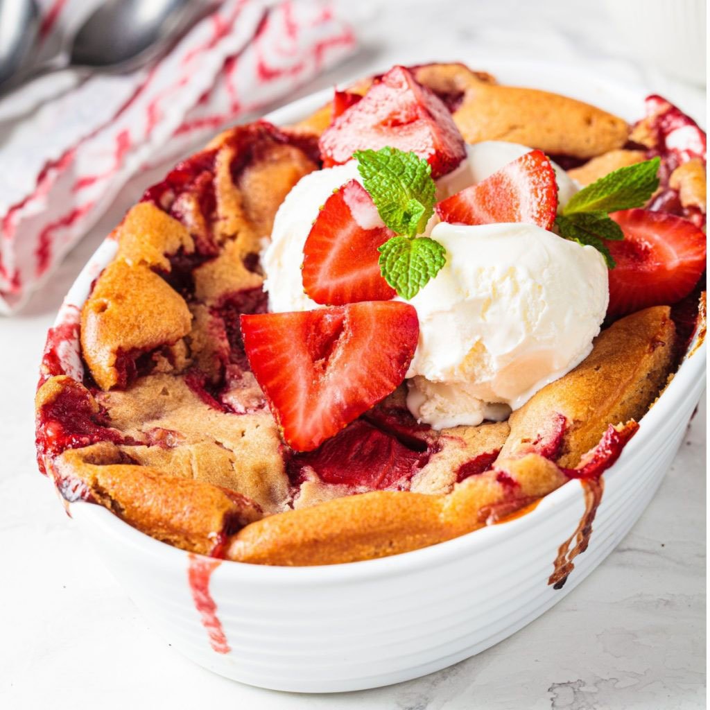 Strawberry Cobbler Recipe with vanilla