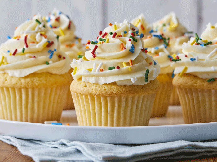 vanilla cupcakes