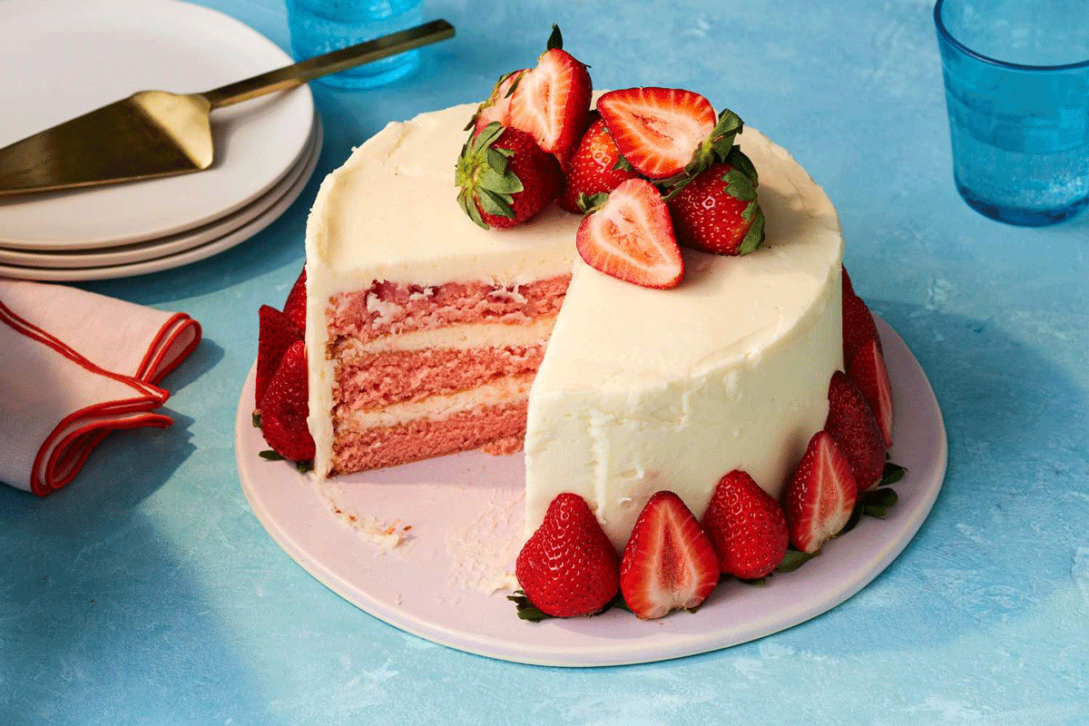Strawberry Vanilla Easy Cake Recipe